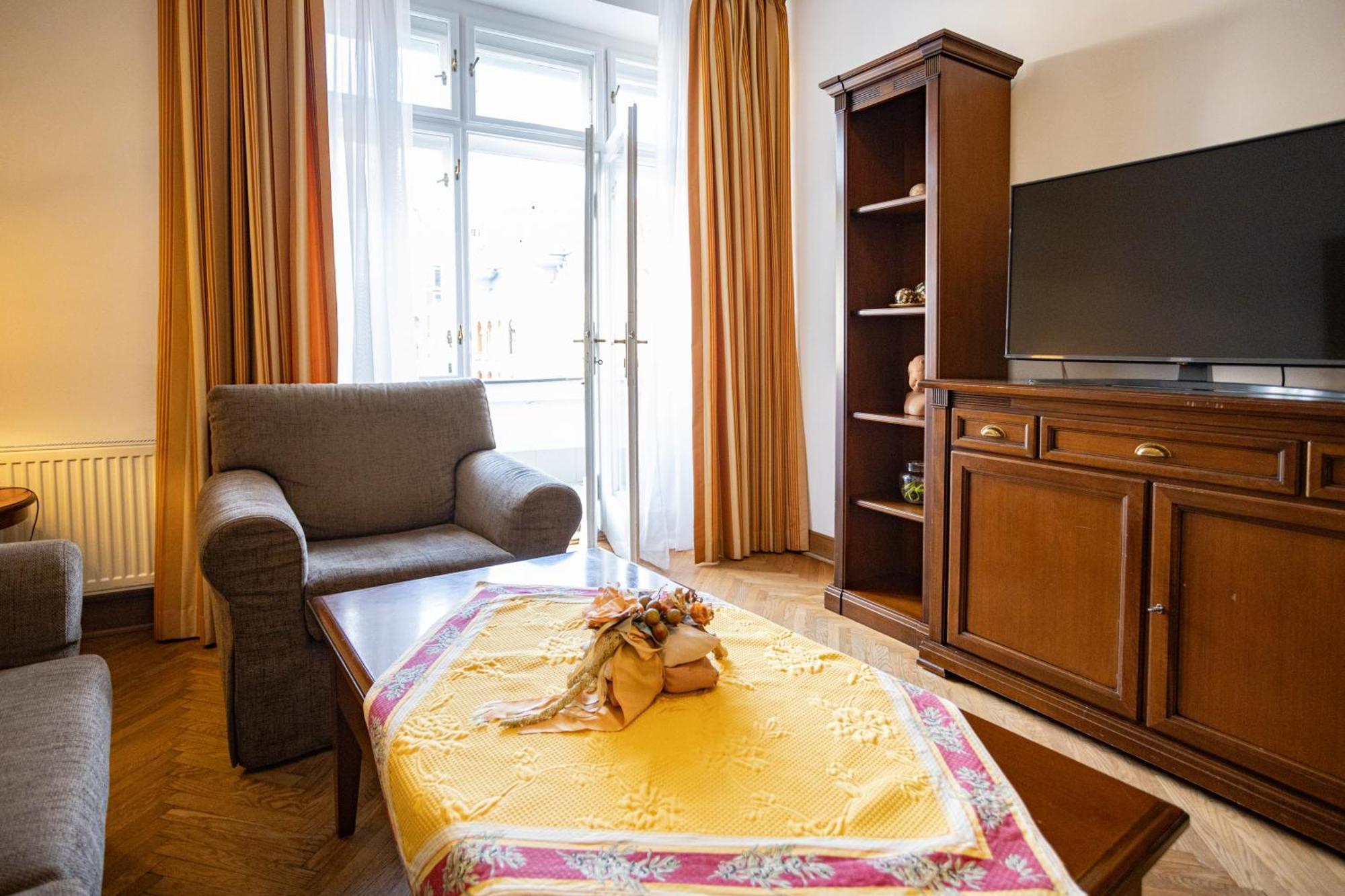 Melissa Apartments Карлови Вари Екстериор снимка