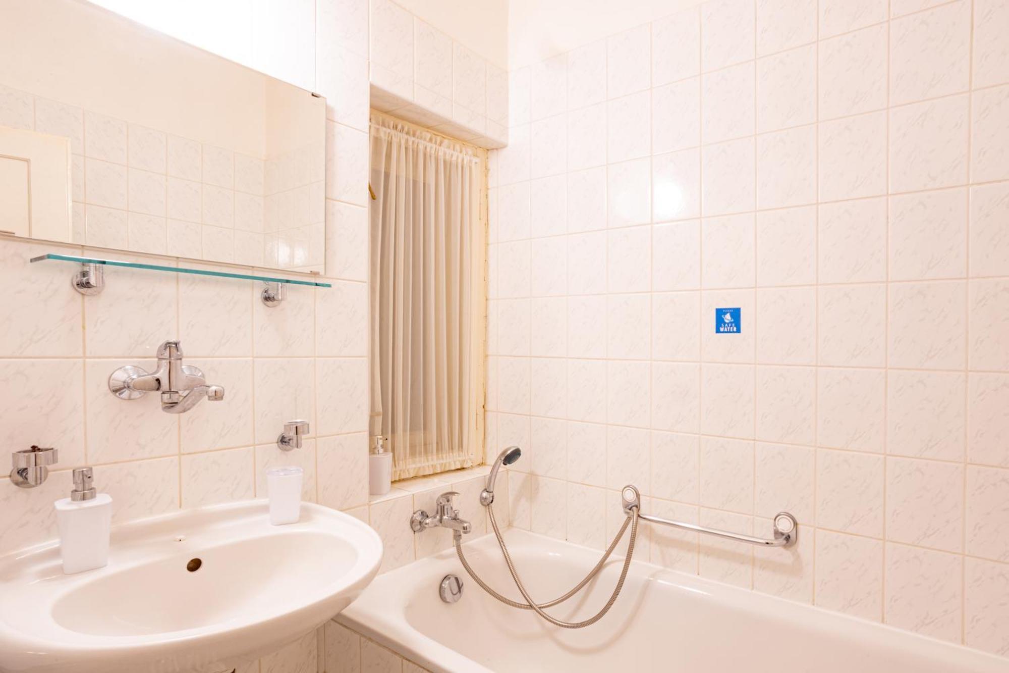 Melissa Apartments Карлови Вари Екстериор снимка