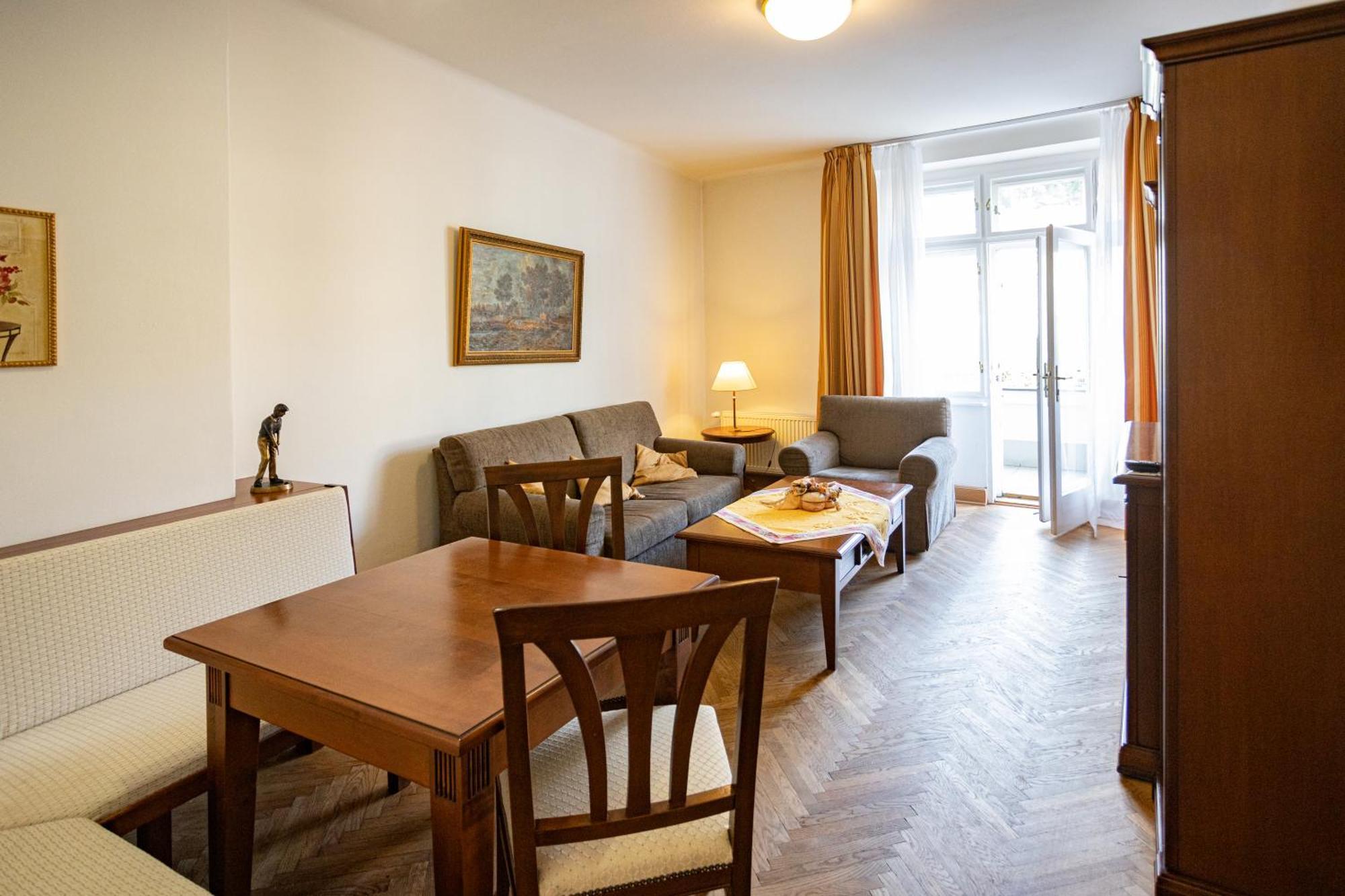 Melissa Apartments Карлови Вари Екстериор снимка